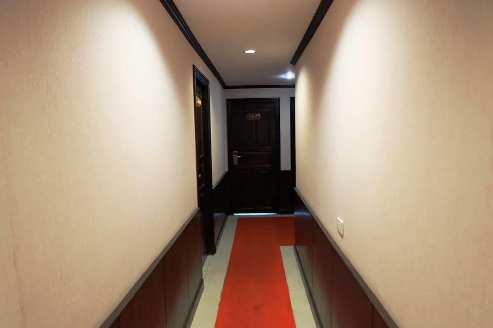 Everest Boutique Hotel بانكوك المظهر الخارجي الصورة